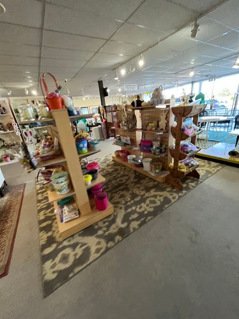 Holiday and Seasonal Items Worth Hunting For