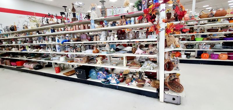 Home Decor Scores That Look Anything But Secondhand Home Decor Scores That Look Anything But Secondhand