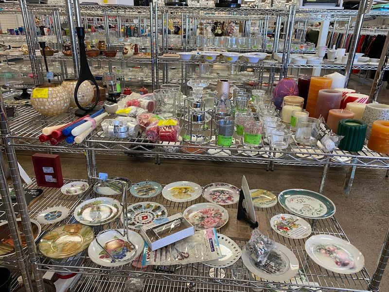 Home Decor and Accessories Worth Browsing
