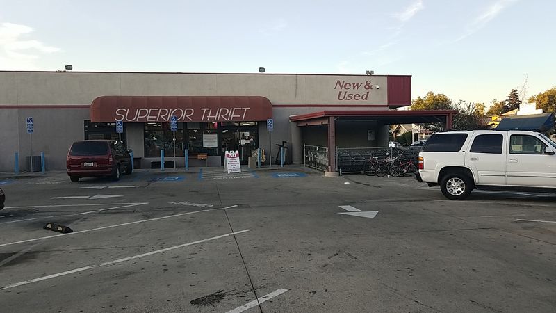 Hours and Location Perfect for Weekday Shoppers