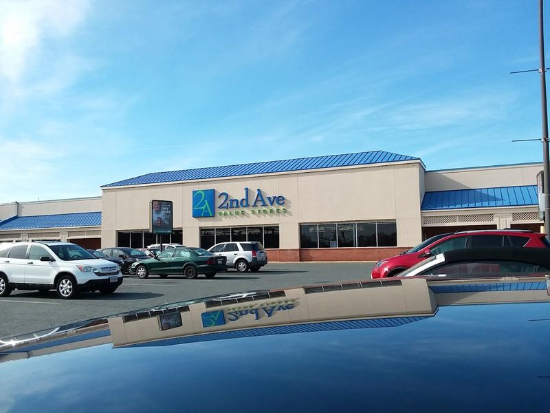 Hours and Location: Perfectly Convenient for Northern Virginia Shoppers