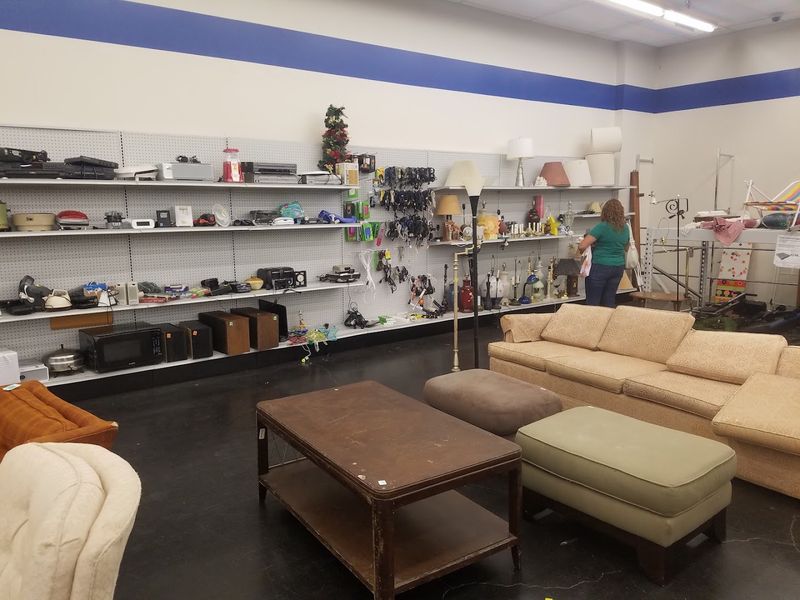 Housewares and Kitchen Items at Prices That Make Sense Housewares and Kitchen Items at Prices That Make Sense