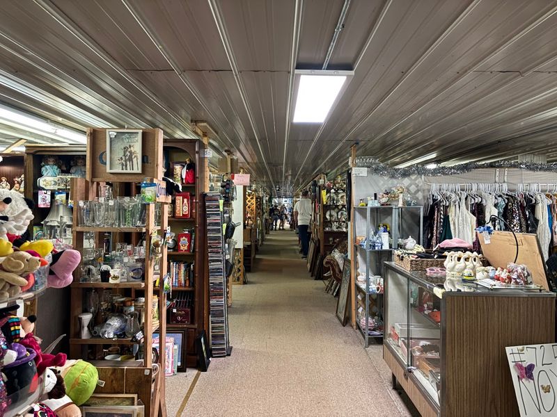 Hundreds of Individual Vendor Booths