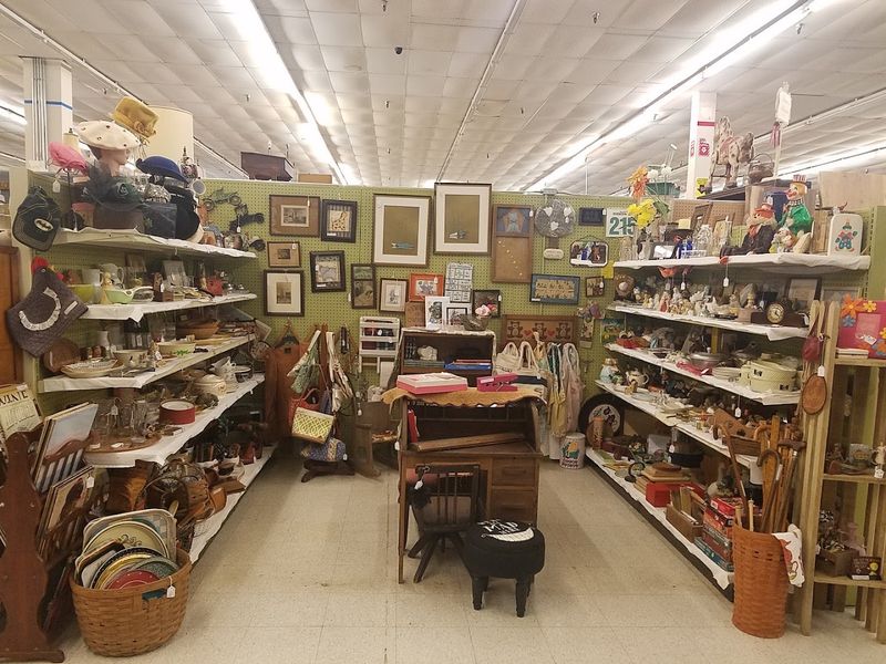 Hundreds of Unique Vendors Under One Roof