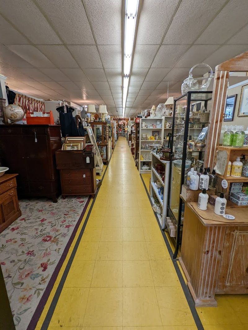 Hundreds of Vendor Booths With Endless Variety