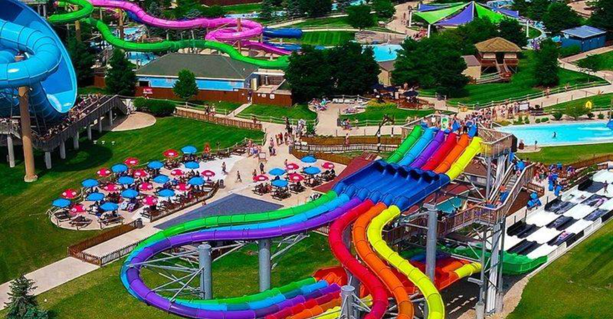 Illinois Is Home To A Massive 58 Acre Waterpark Youll Never Want To Leave
