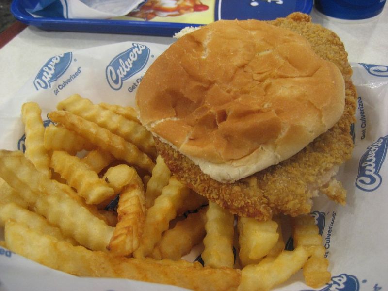 Indiana - Pork Tenderloin Sandwich Indiana - Pork Tenderloin Sandwich