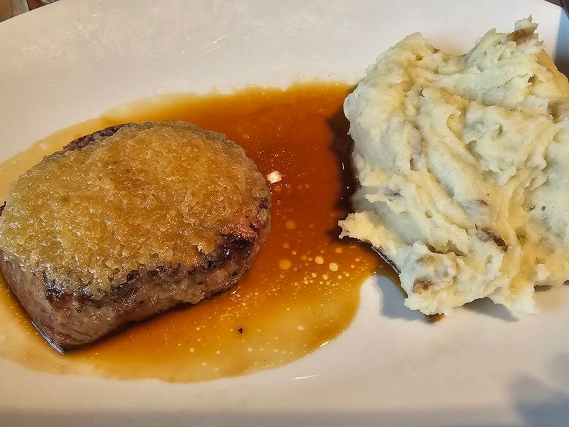 Johnny's Italian Steakhouse - Moline, Illinois