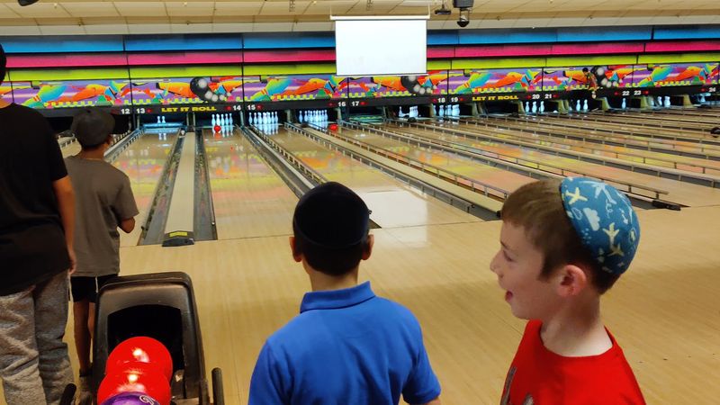 Kids Bowl Free During the Summer
