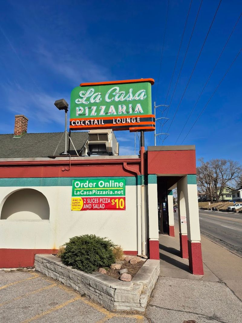 La Casa Pizzaria - Omaha, Nebraska
