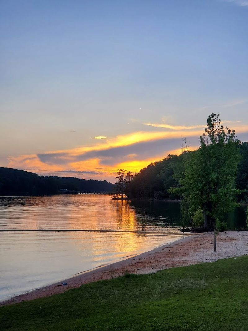 Lake Hartwell: The Glittering Heart of Fair Play Lake Hartwell: The Glittering Heart of Fair Play
