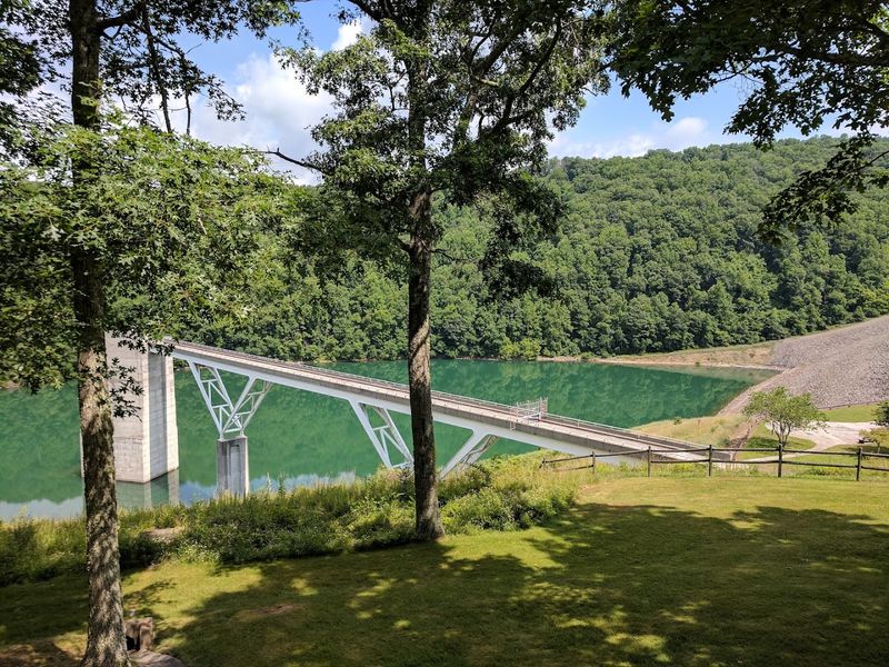 Lake Moomaw - Hot Springs, Virginia Lake Moomaw - Hot Springs, Virginia
