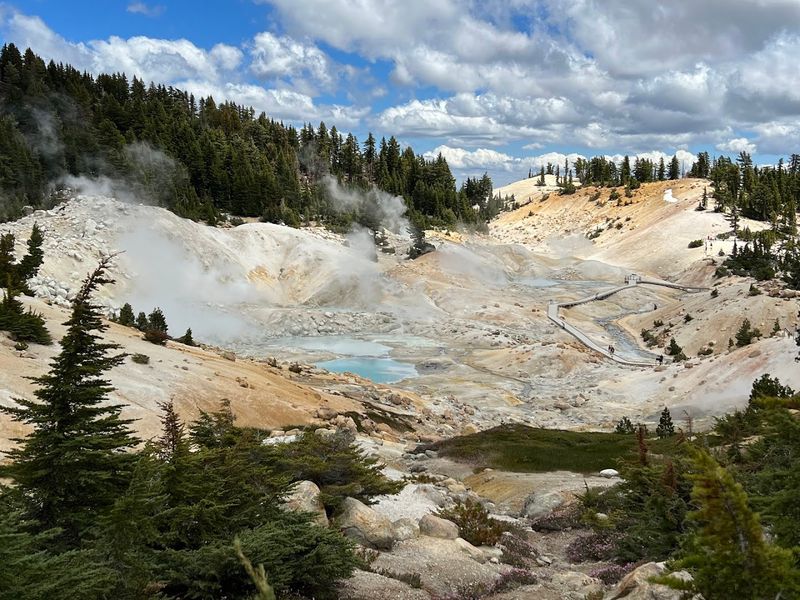 Lassen Volcanic National Park - Mineral, California