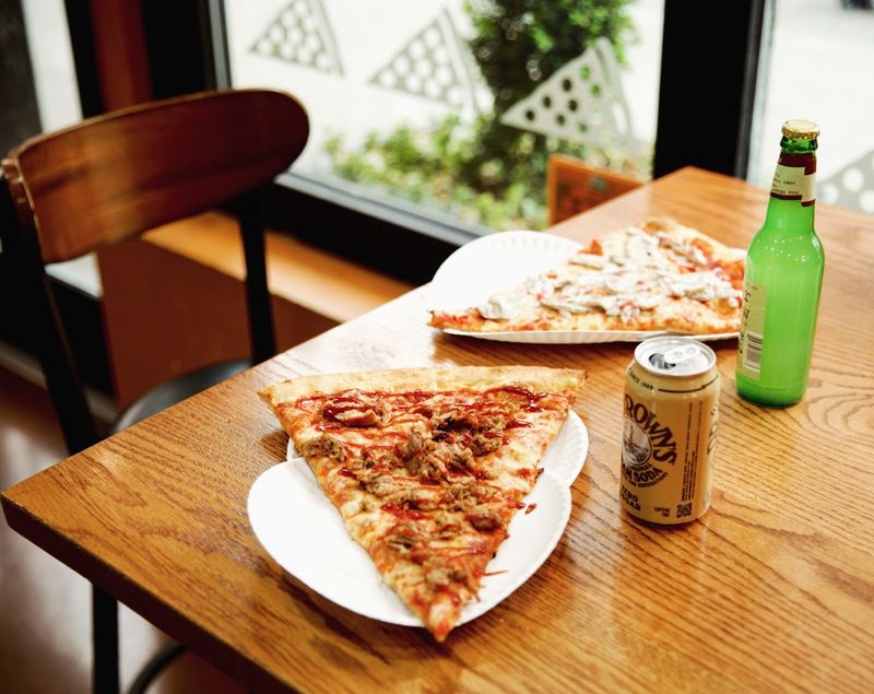 Late-Night Hours That Serve the Night Owls