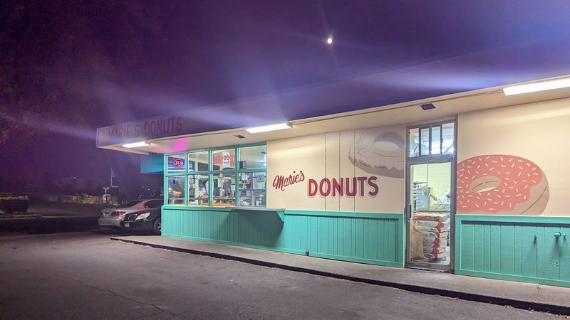 Late-Night Hours That Set Marie's Apart