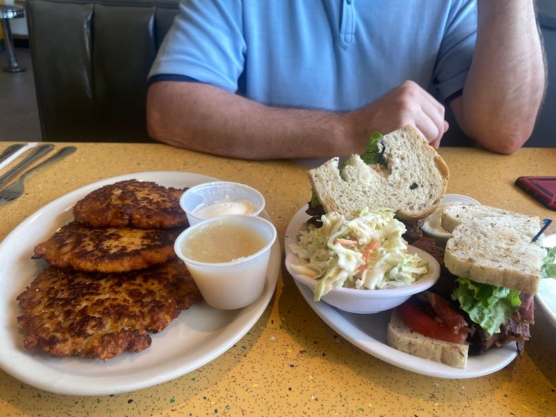 Latkes That Bring Classic Jewish Deli Tradition to Nashville