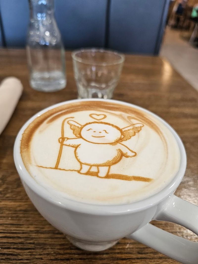 Latte Art That Makes You Pause Before the First Sip