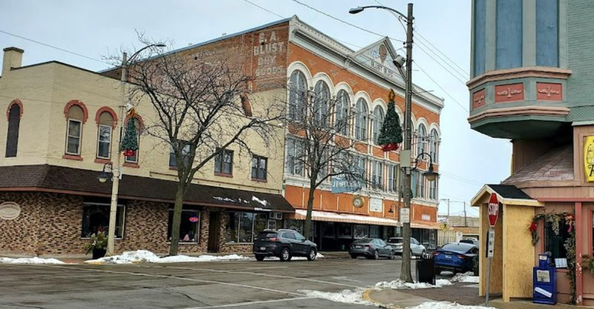 Life Moves At A Gentler Pace In This Illinois Town Where Rent Still Stays Under 600 A Month