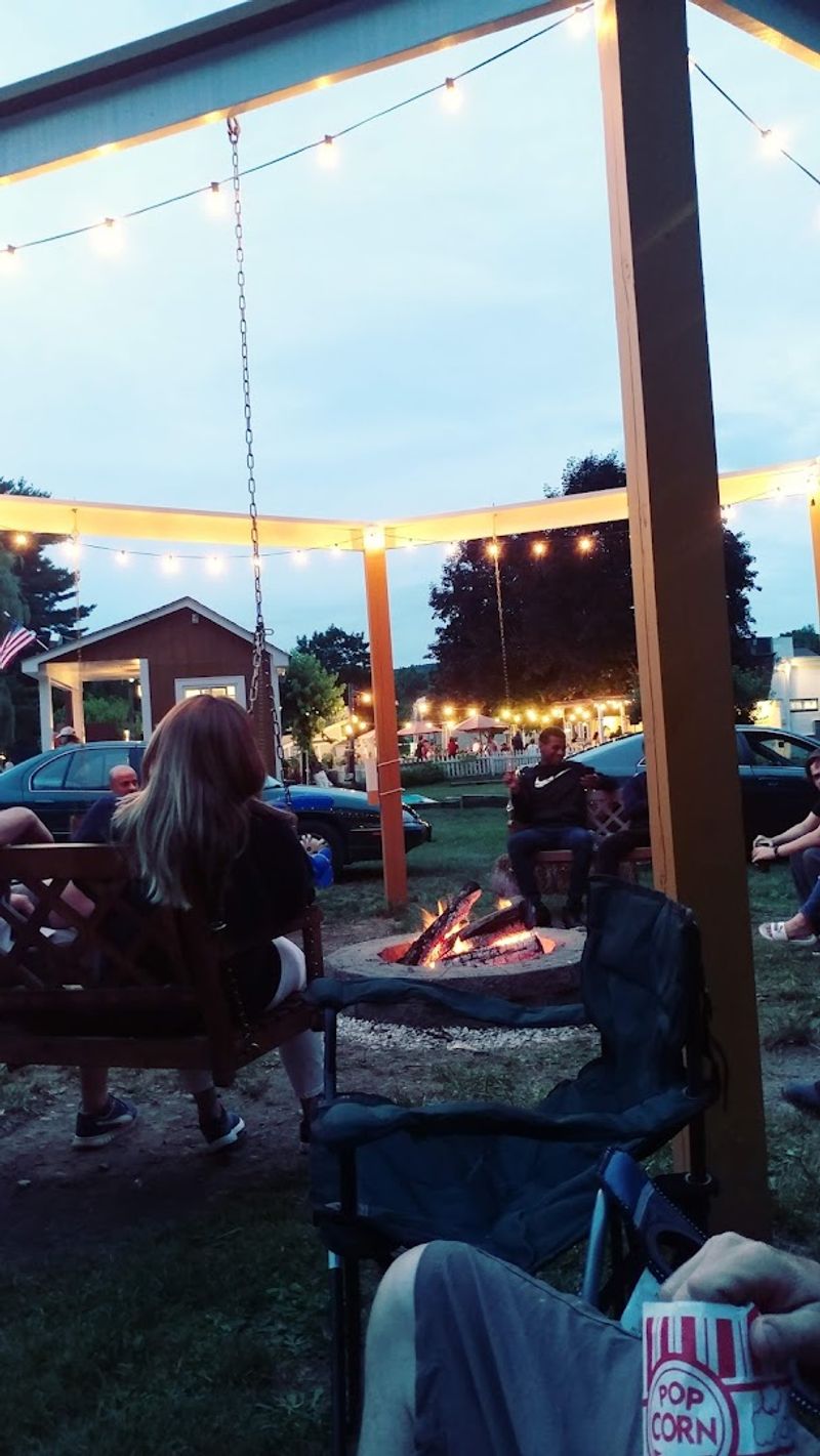 Live Music And Fireworks That Elevate The Whole Experience Live Music And Fireworks That Elevate The Whole Experience
