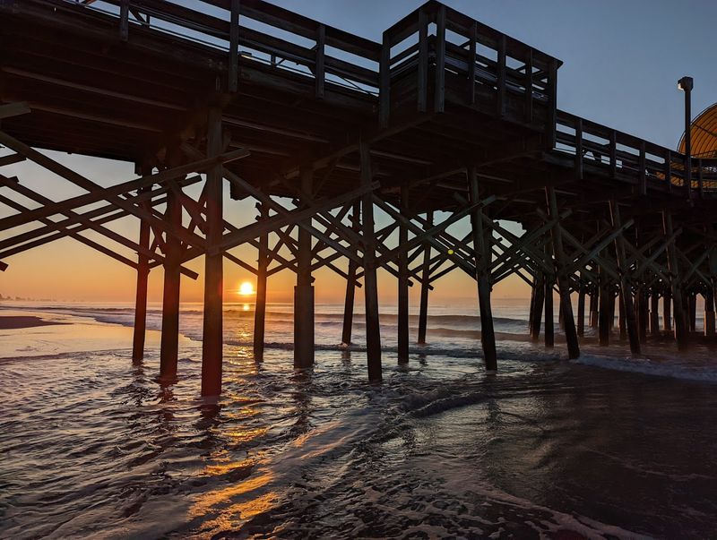 Live Music Evenings That Turn the Pier Into a Party