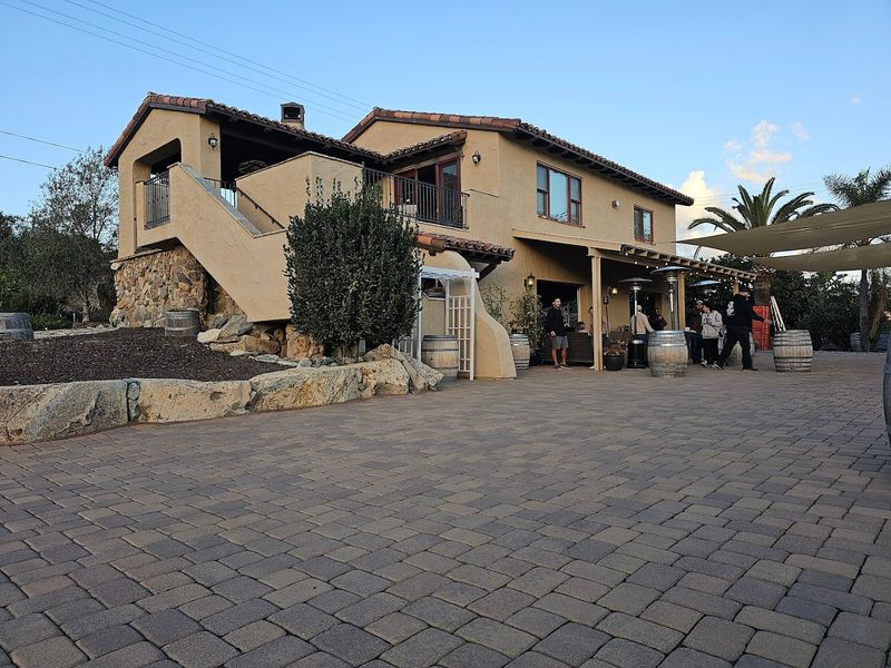 Live Music and Line Dancing — Winery Nights Done Right Live Music and Line Dancing — Winery Nights Done Right