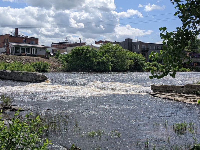 Living Along the St. Lawrence River