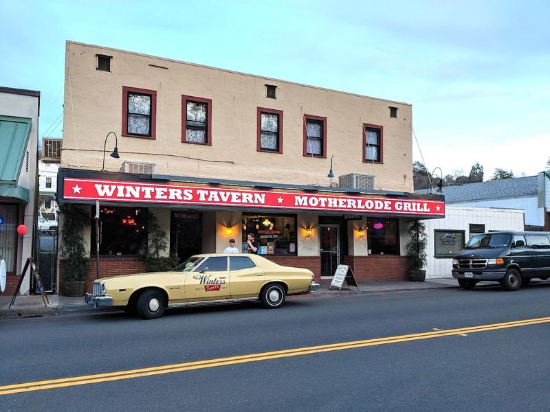 Local Dining Scene With Genuine Small-Town Flavor Local Dining Scene With Genuine Small-Town Flavor