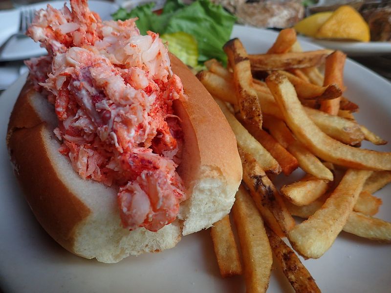 Maine - Lobster Roll Maine - Lobster Roll