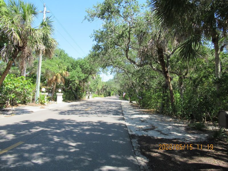Manasota Key: A Barrier Island Frozen in Time Manasota Key: A Barrier Island Frozen in Time