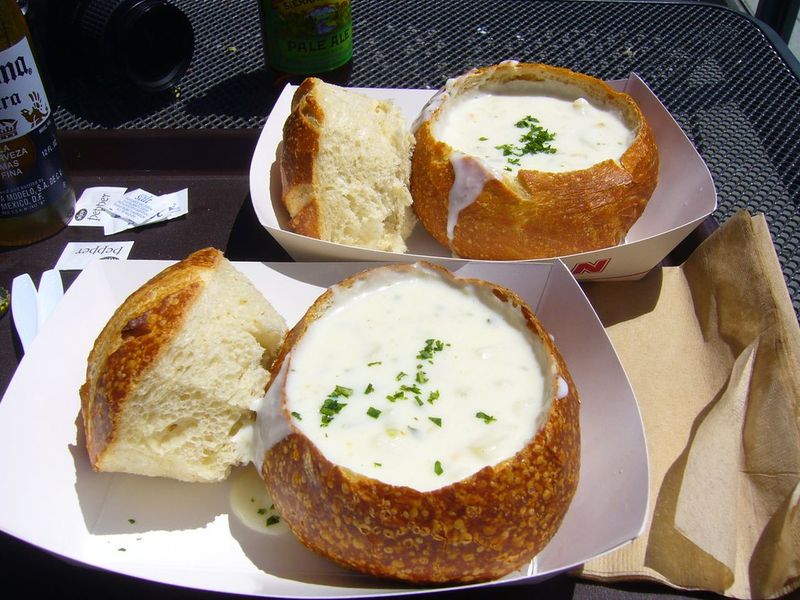 Massachusetts – Clam Chowder Bread Bowl