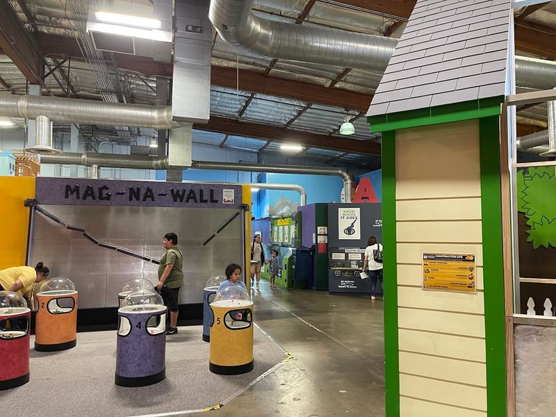 Massive Interactive Magnetic Walls With Balls and Gears Massive Interactive Magnetic Walls With Balls and Gears