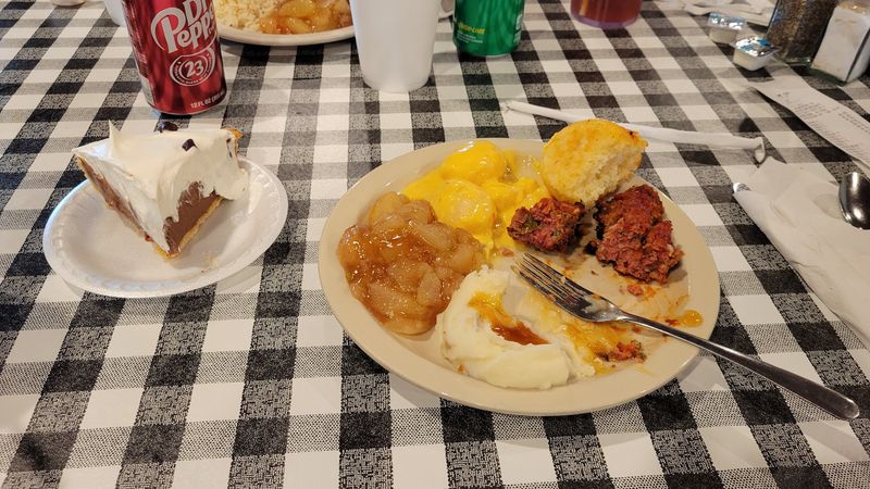 Meatloaf That Earns Specific Shoutouts in Customer Reviews Meatloaf That Earns Specific Shoutouts in Customer Reviews