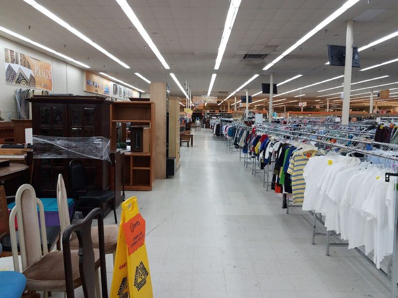 Membership Perks and Loyalty Rewards for Regular Shoppers