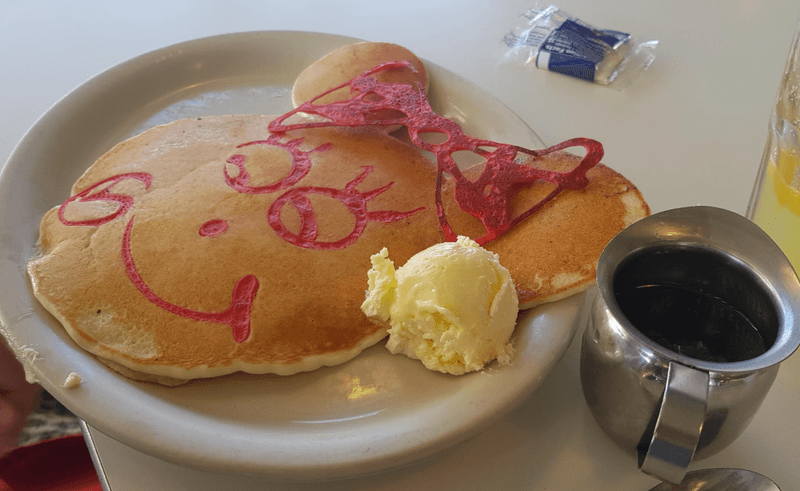 Minnie Mouse Pancakes That Kids Absolutely Love