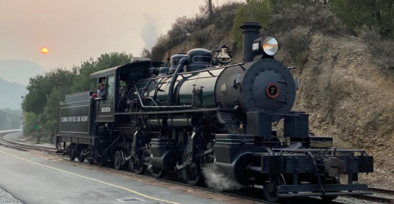 Most People Have Never Discovered This Breathtaking Canyon Train Ride In California