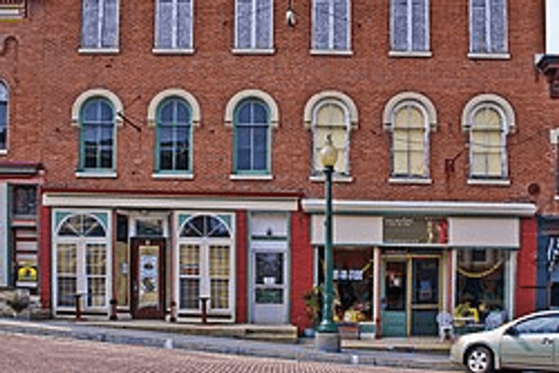 Mount Carroll's Victorian Architecture