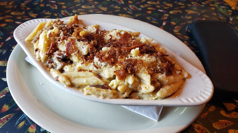 Mouthwatering Mac and Cheese the Whole Family Loves