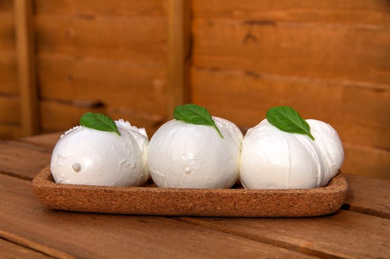 Mozzarella di Bufala - Italy Mozzarella di Bufala - Italy