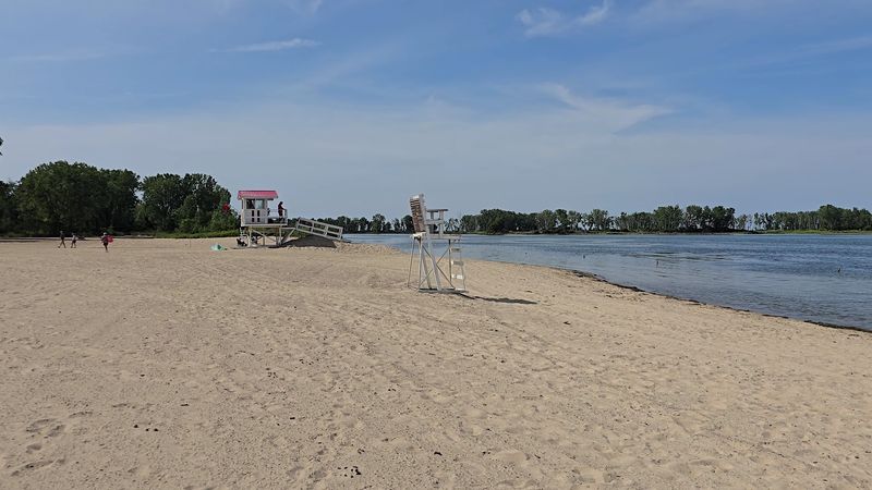 Multiple Beaches to Explore All Day Long Multiple Beaches to Explore All Day Long