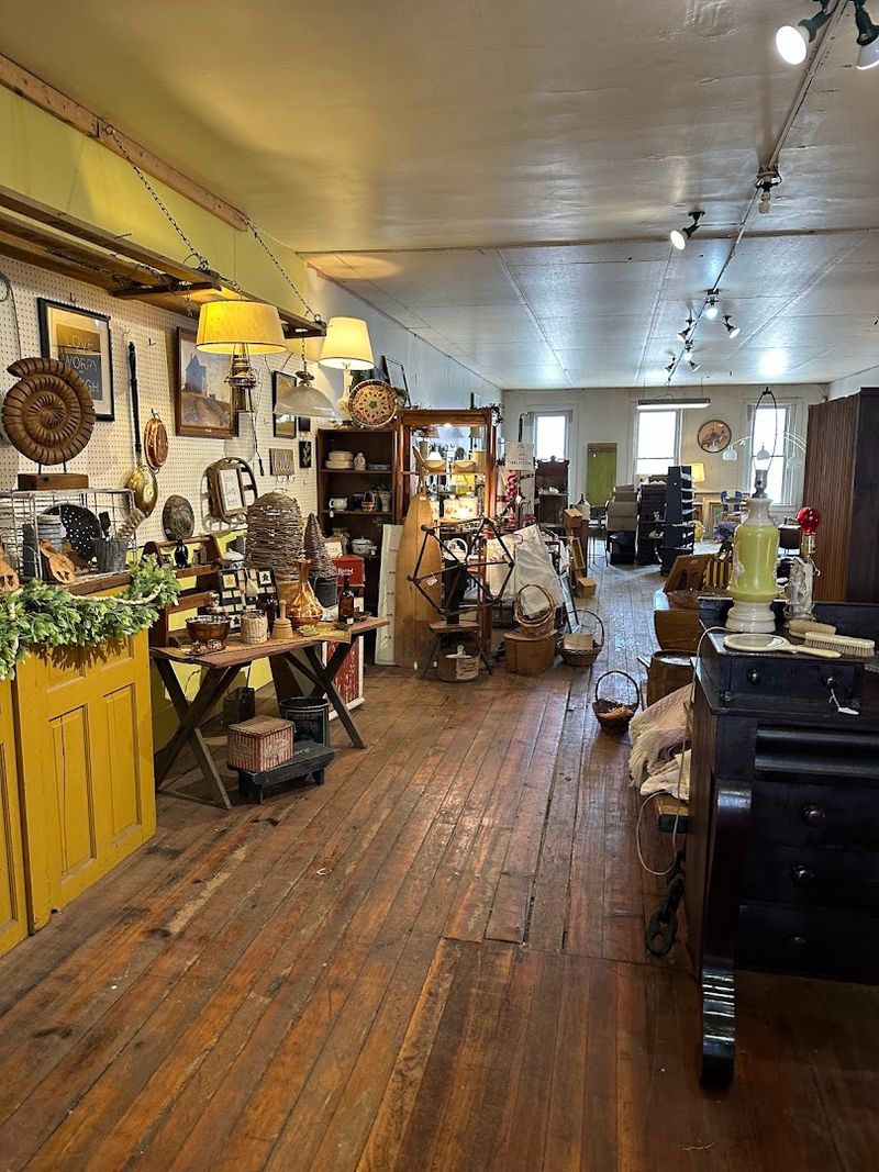 Multiple Vendors Under One Roof