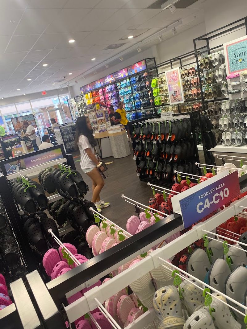 Nail Salon, Arcade, and Extra Conveniences Nail Salon, Arcade, and Extra Conveniences