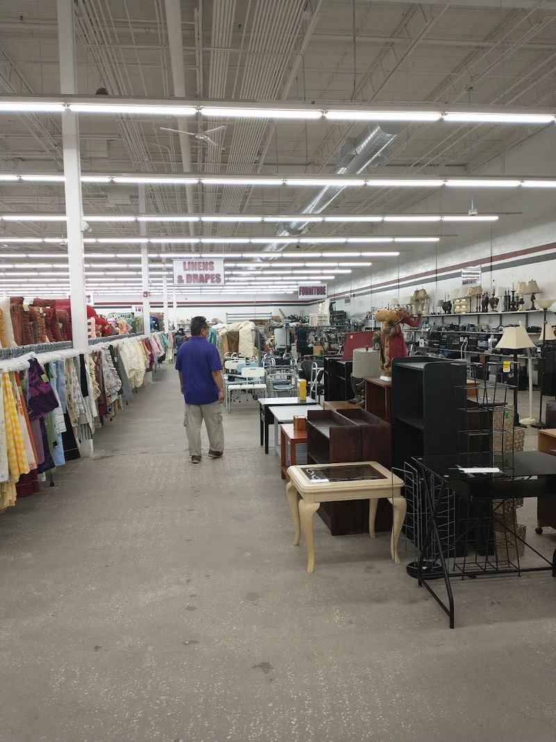 Natural Fiber Finds Like Cashmere, Linen, and Leather Are Hidden Throughout