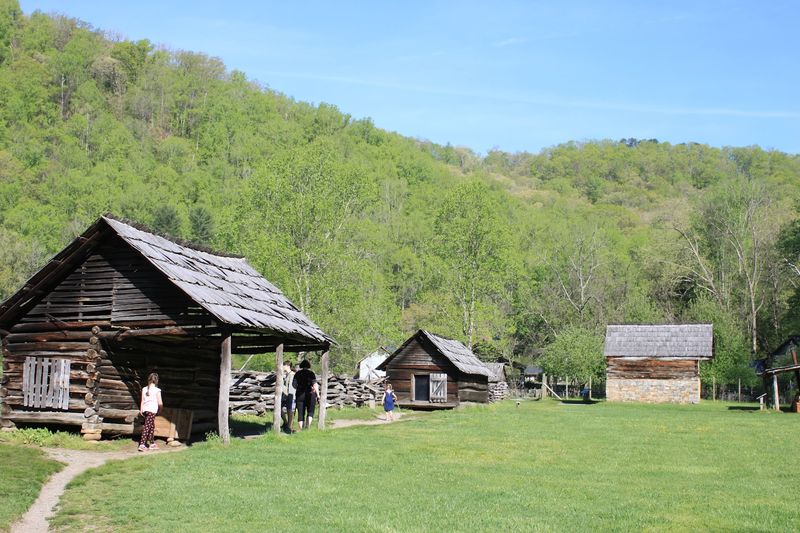 Nearby Attractions: Making the Most of Your Cherokee Stop