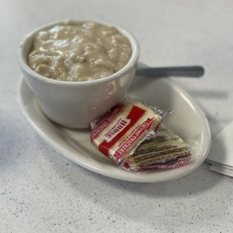 New England Clam Chowder That Sparks a Craving