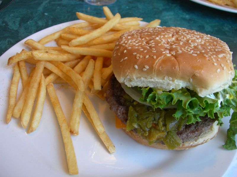 New Mexico – Green Chile Cheeseburger