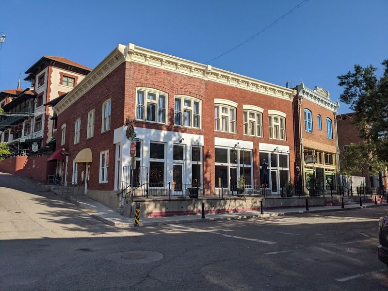 Old Bisbee Historic District: A Stroll Through Time