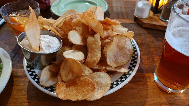 Onion Chips With Dip — The Appetizer Everyone Orders Again