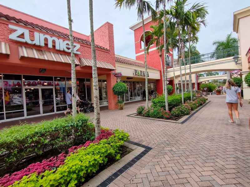 Open-Air Layout That Keeps the Florida Vibes Alive
