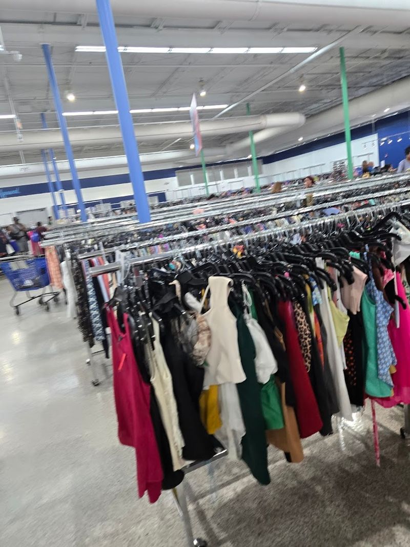 Organized Layout That Makes Shopping Actually Enjoyable