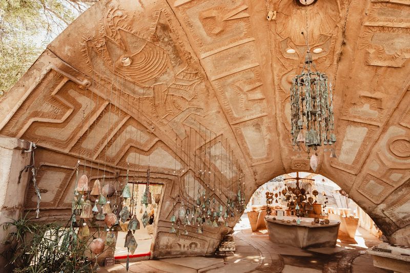 Otherworldly Architecture That Stops You in Your Tracks Otherworldly Architecture That Stops You in Your Tracks